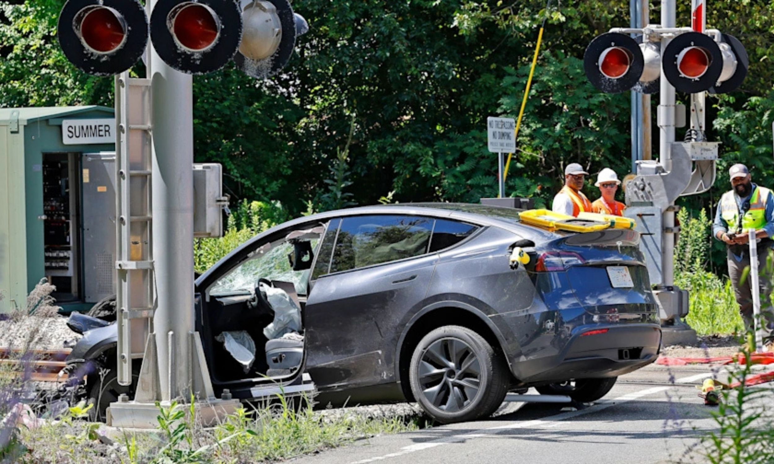 Serious Houston Car Accident Near Magnolia Cove Drive Highlights Local Dangers